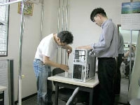 ドライバーで傷つけないように