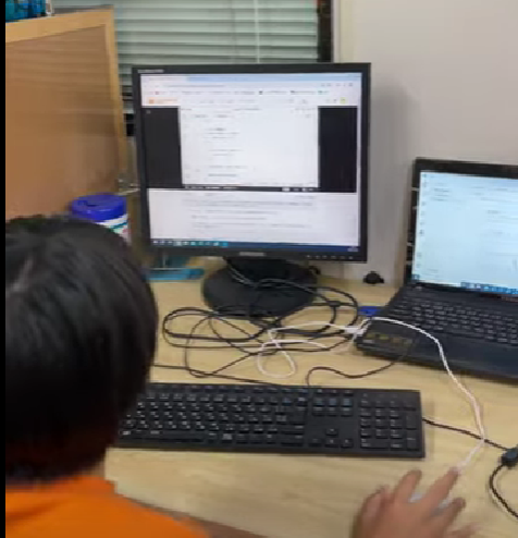 本格的なプログラミングを学ぶ子供たち[1)HTML + CSS + JavaScript 2) Unity 3Dゲーム作成 3)Scratch機械学習【A1】4) マイクロソフト　エクセル